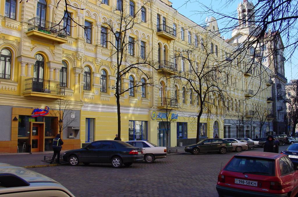 Apartment On Horodetskoho 4 Kiev Buitenkant foto