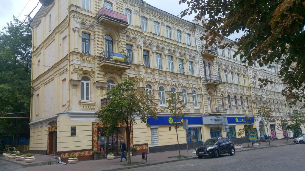 Apartment On Horodetskoho 4 Kiev Buitenkant foto